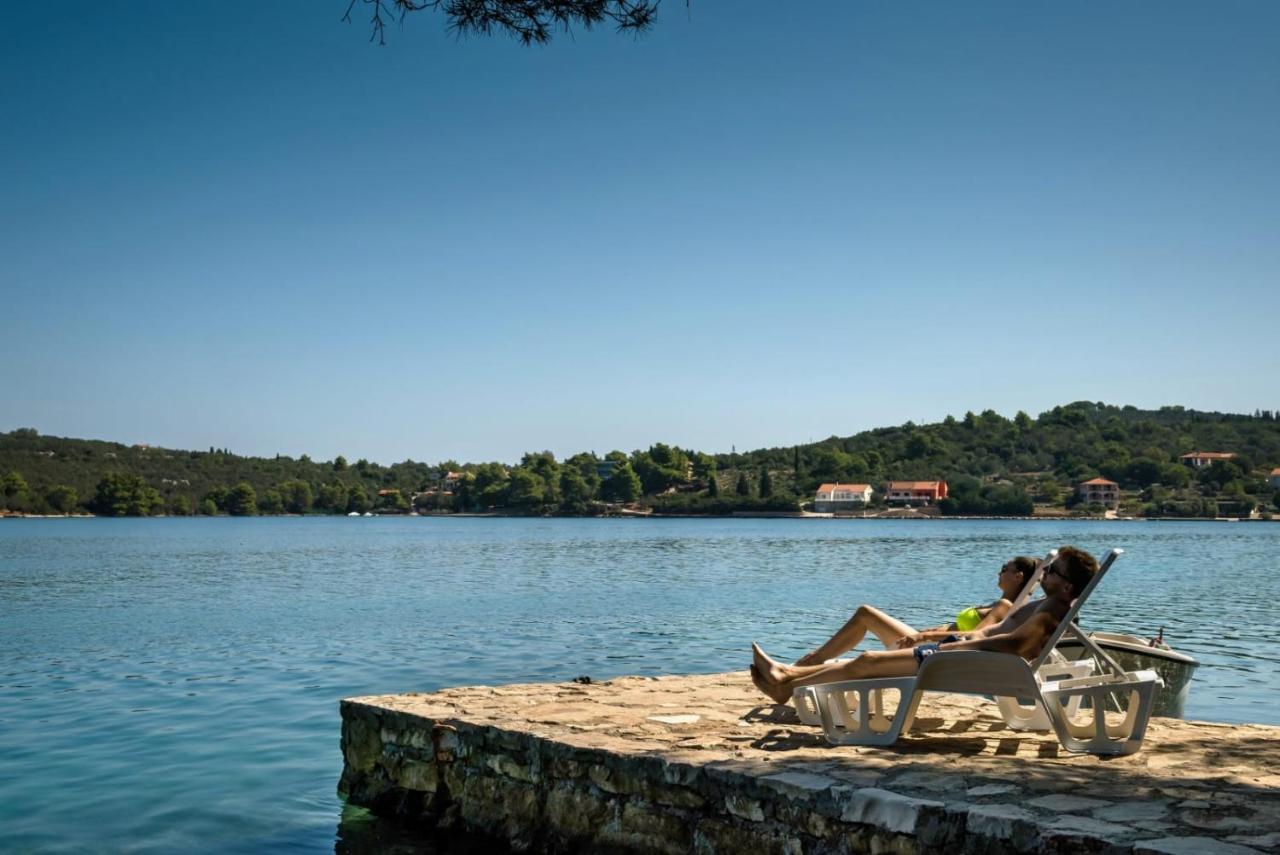 Feel Dugi Otok - Appartment Sofia Luka  Esterno foto